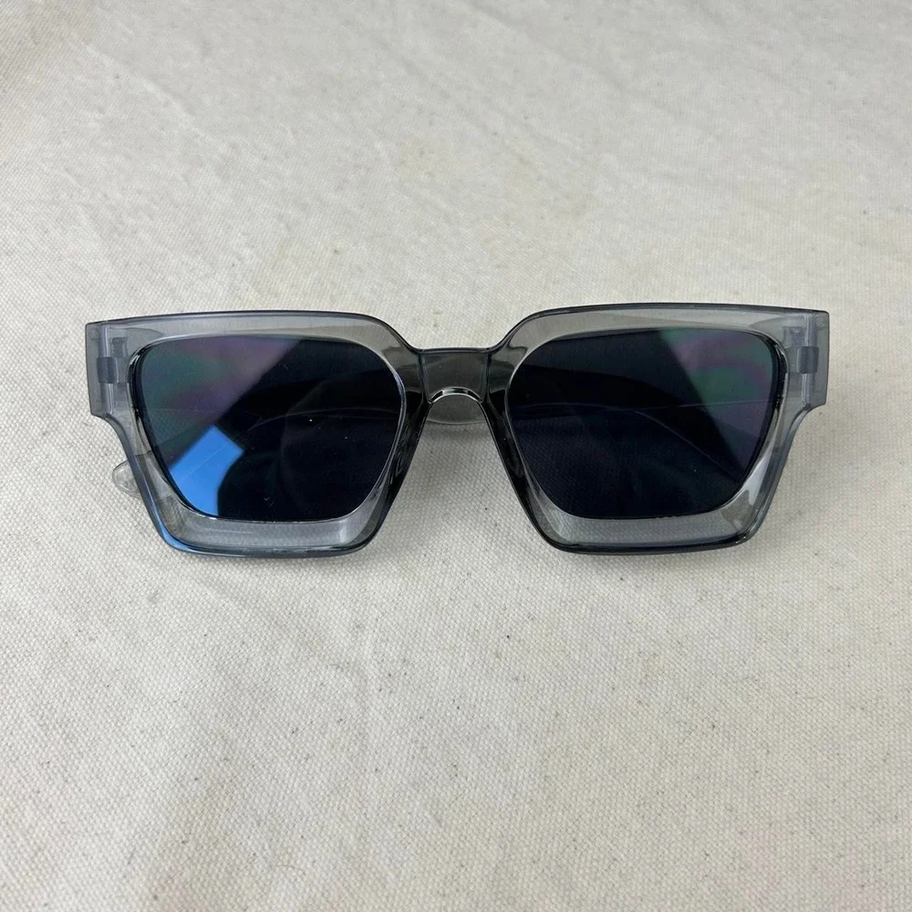 Surfer style black squared sunglasses y2k cyber grunge techno